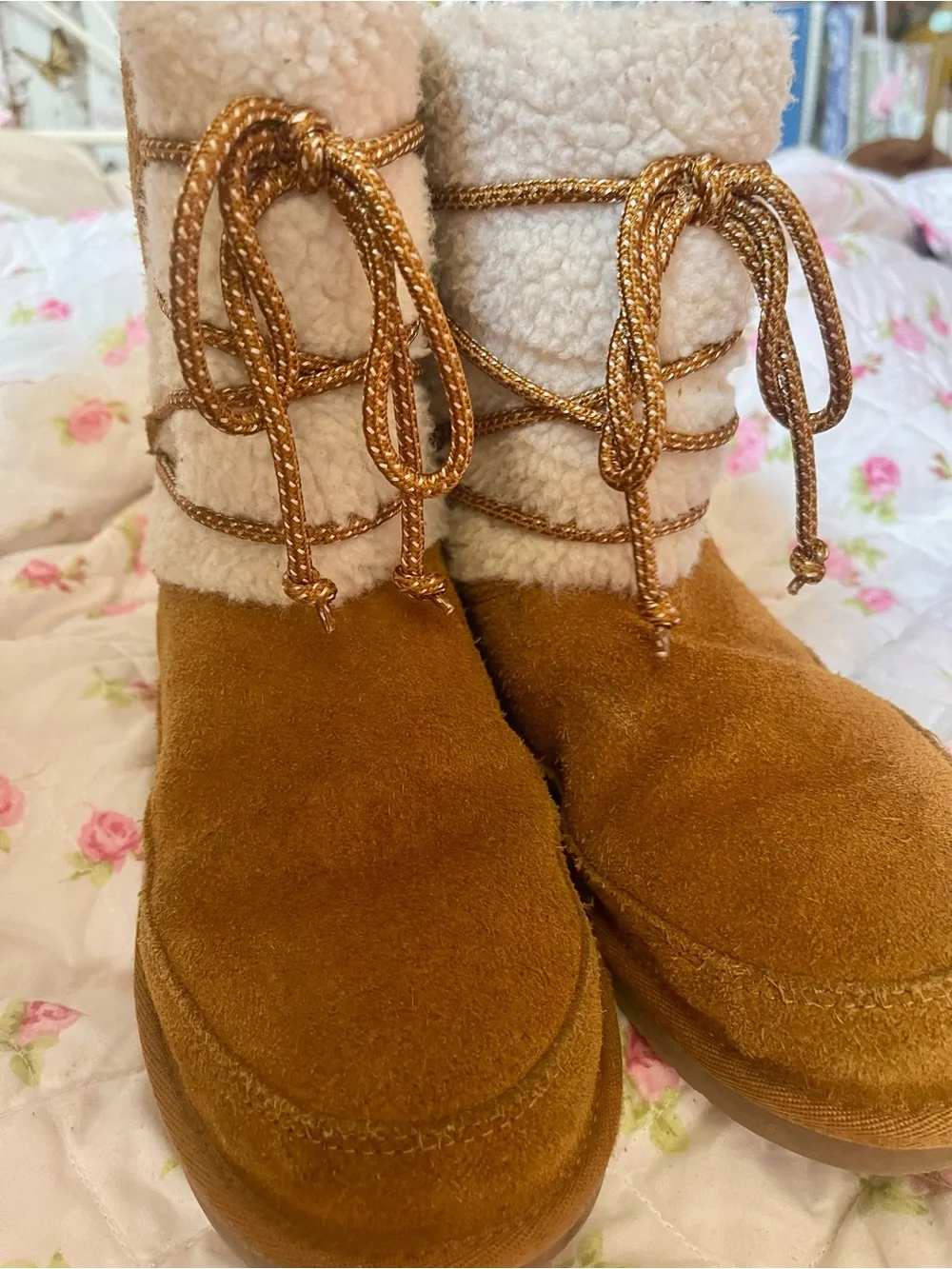 Koolaburra Kids Tan Suede Pull-On Cozy Boots